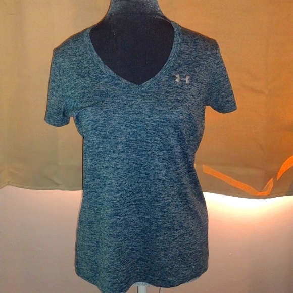 Under Armour Tops - Under armour women's top